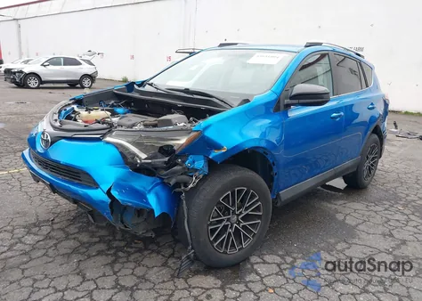 2016 Toyota Rav4 Le z USA, uszkodzony, nr VIN 2T3ZFREV6GW287879